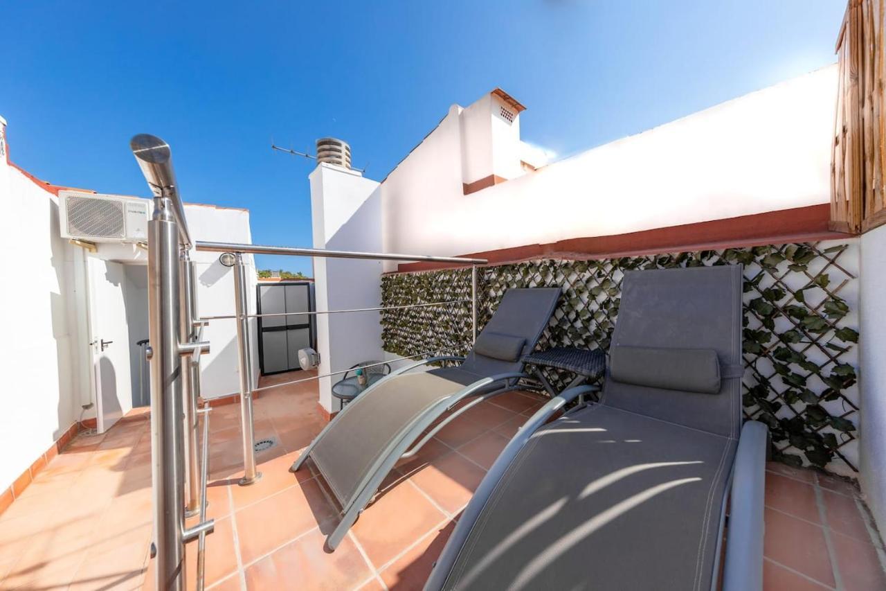 Private Rooftop & Elegant Studio - Center By Rems Daire Málaga Dış mekan fotoğraf