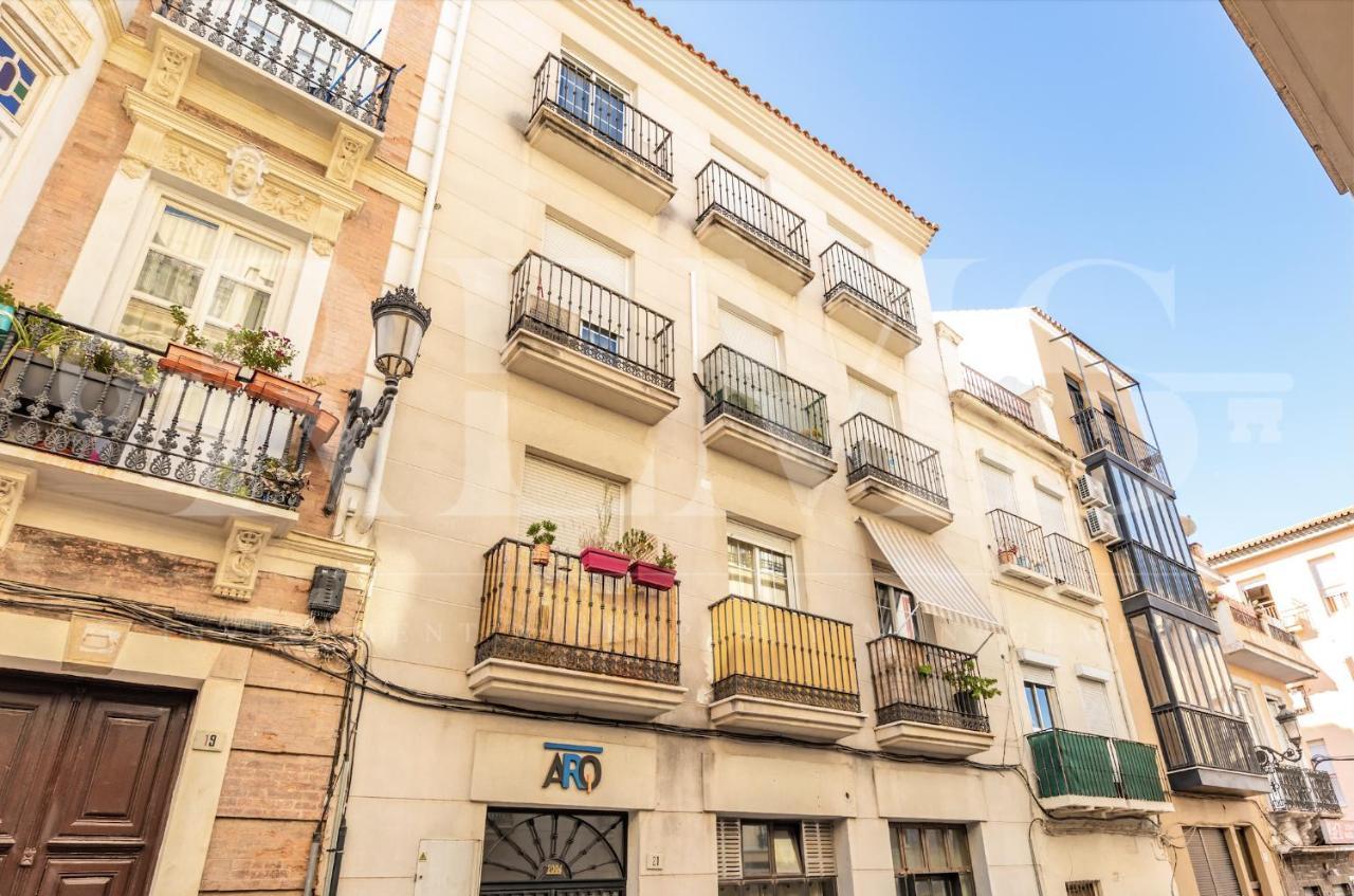 Private Rooftop & Elegant Studio - Center By Rems Daire Málaga Dış mekan fotoğraf